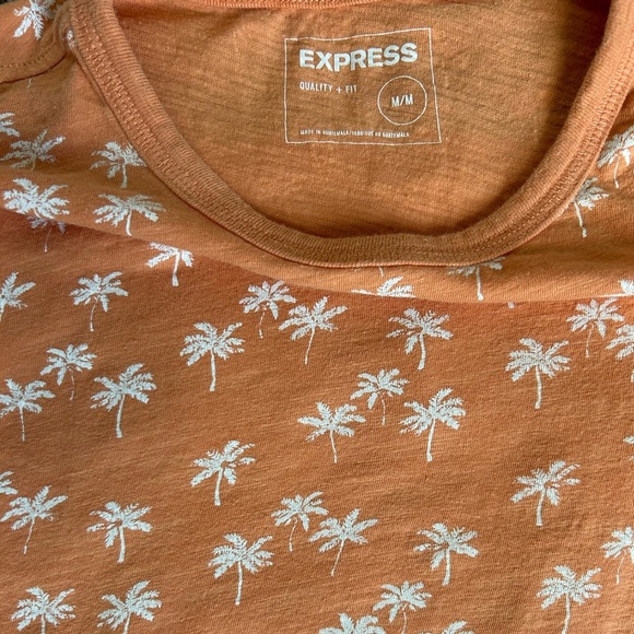 Men’s T-shirt Bundle of 5 tees size medium and one small - Picture 5 of 12